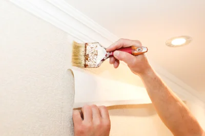 Pose de papier peint à Couvrot — revêtements muraux et toiles de verre